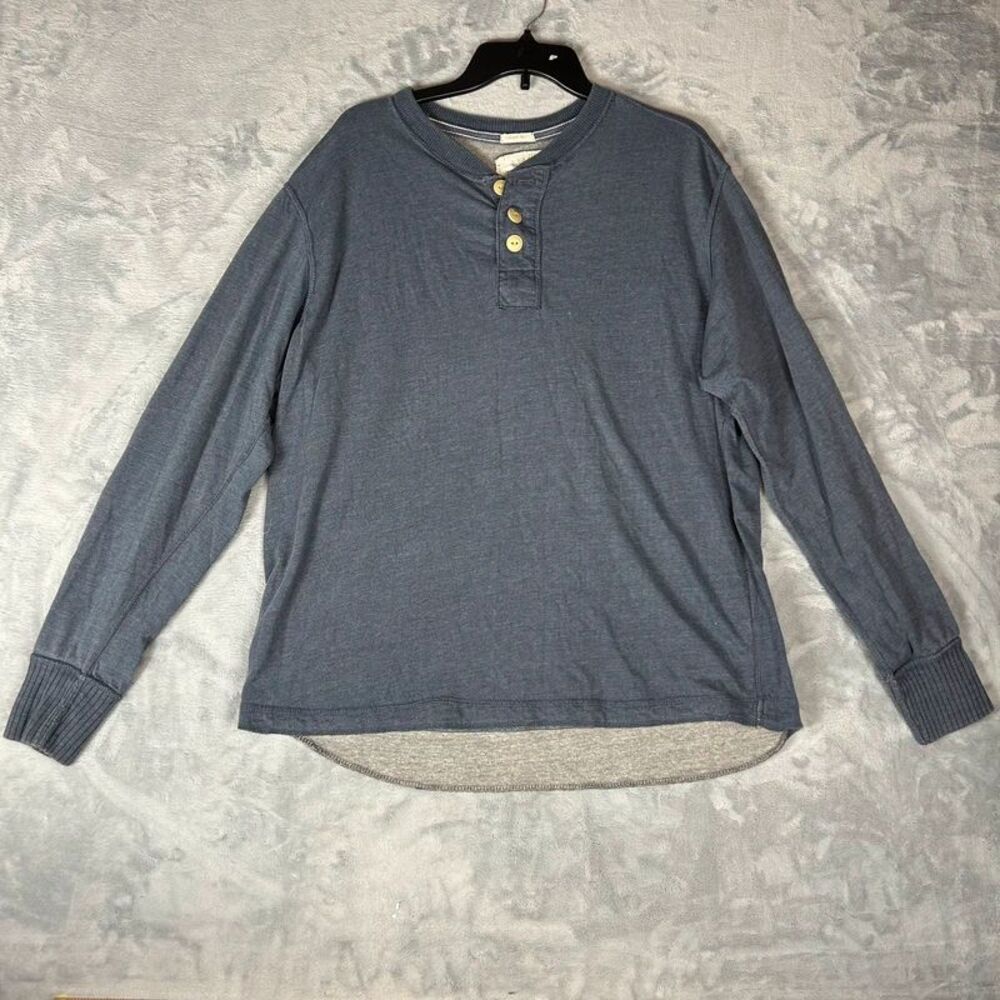 Men's Y2K vintage no boundaries long sleeve